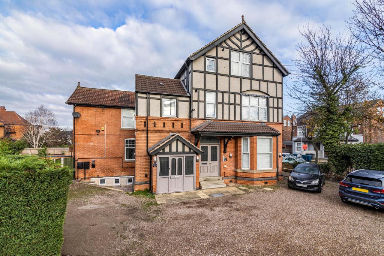 Cosy In West Bridgford, Close To Transport Links And Walking Distance To Cricket And Football Appartement *
